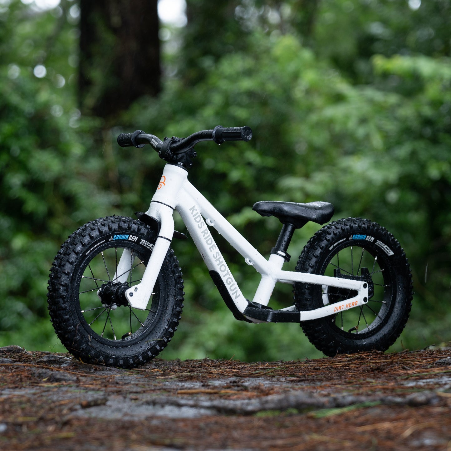 DIRT HERO OFF-ROAD BALANCE BIKE Bundle